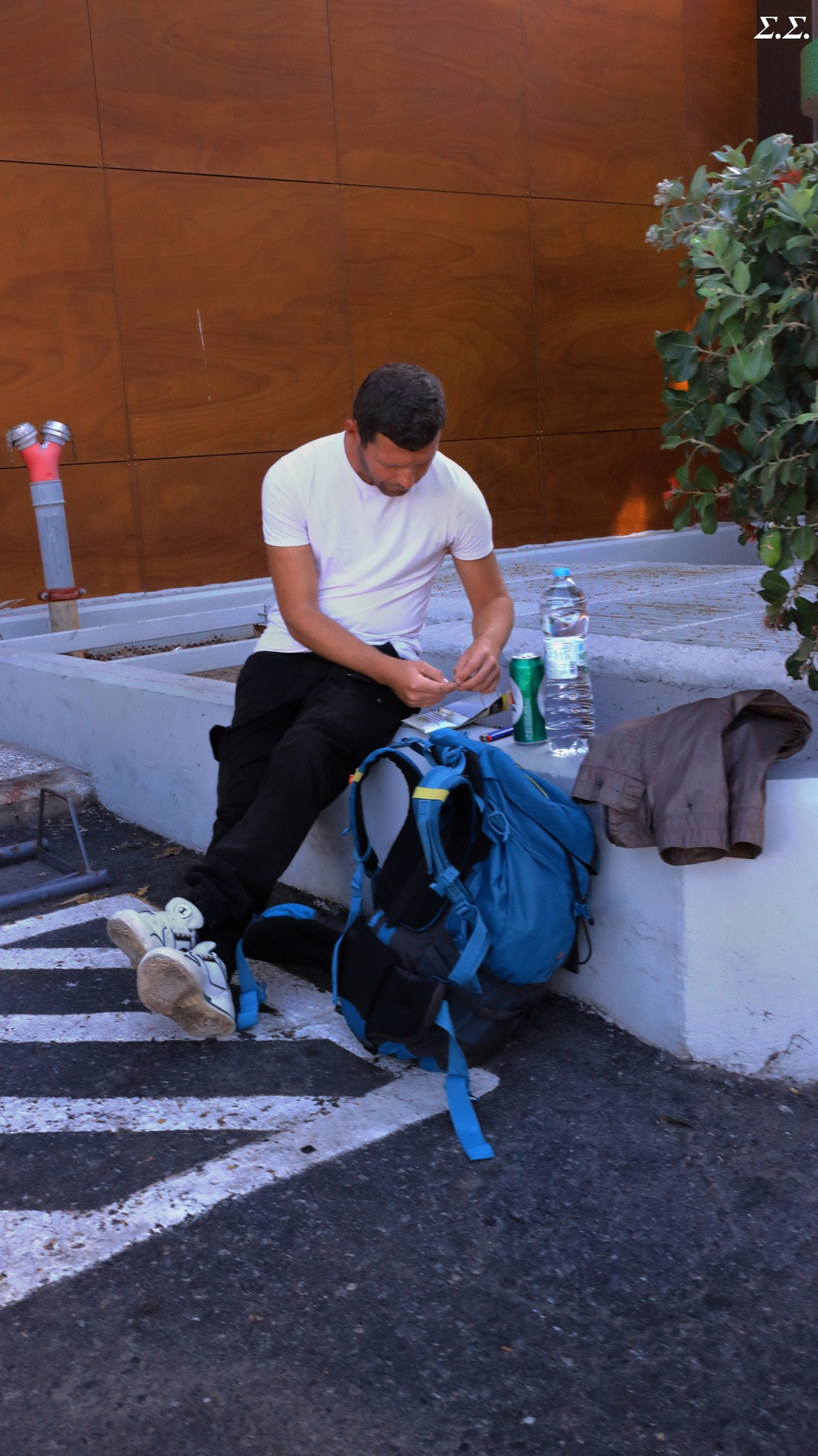 OPEN AIR BOOSE AND SMOKE BREAK 