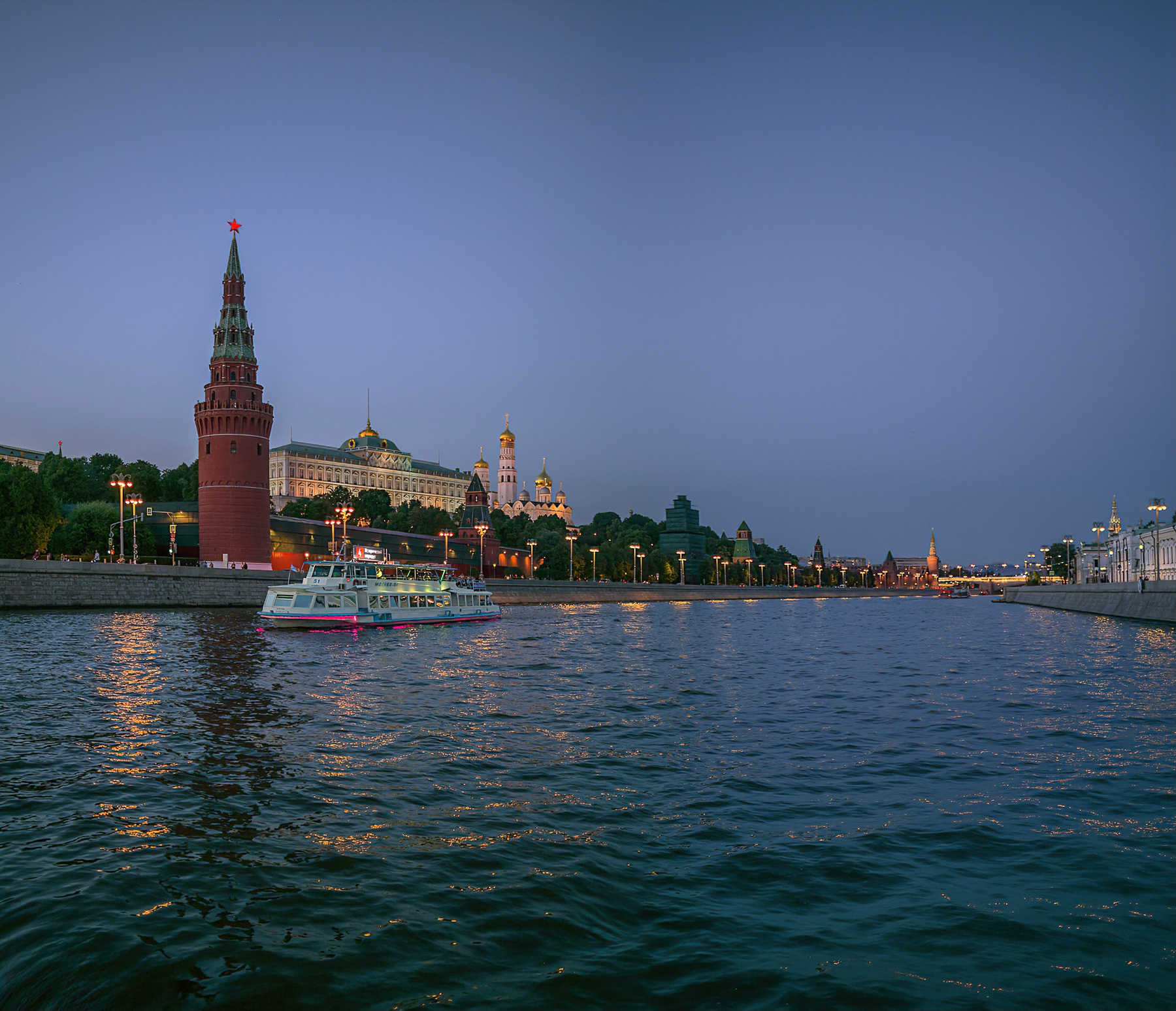 С видом на Кремль Москва россия
