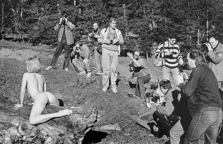 ФОТОГРАФЫ НА ПЛЕНЕРЕ девушка фотографы одиннадцать