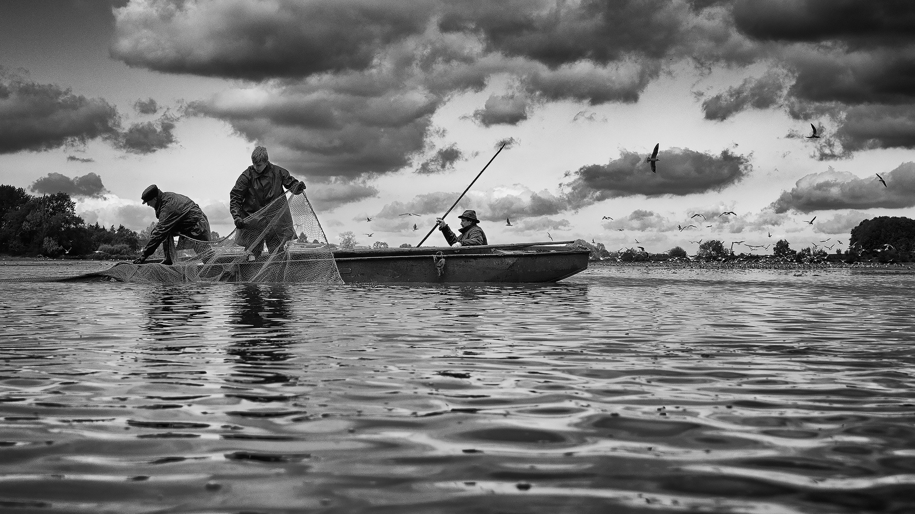 Fishing pond 