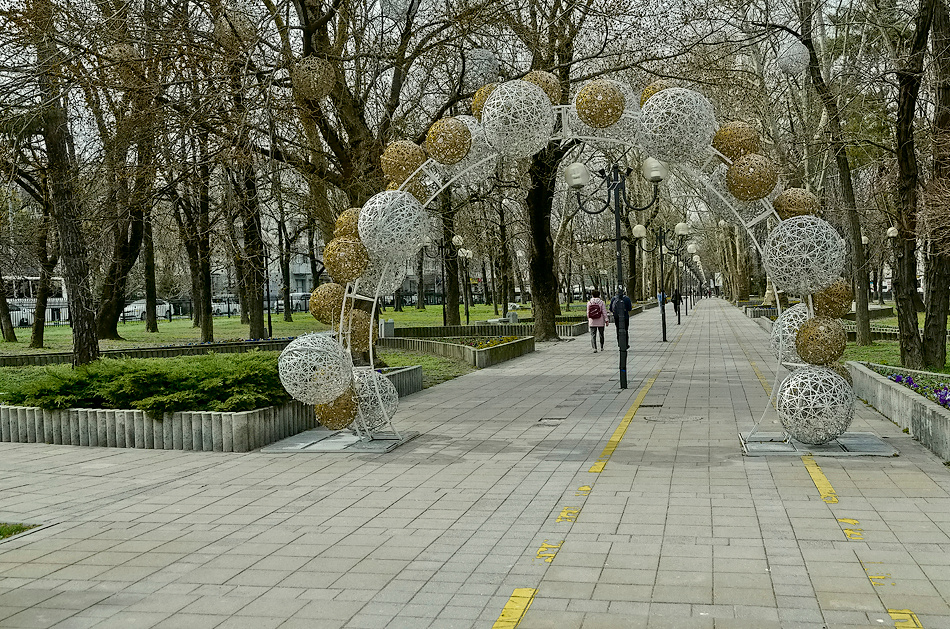 Парковая аллея Новороссийск аллея