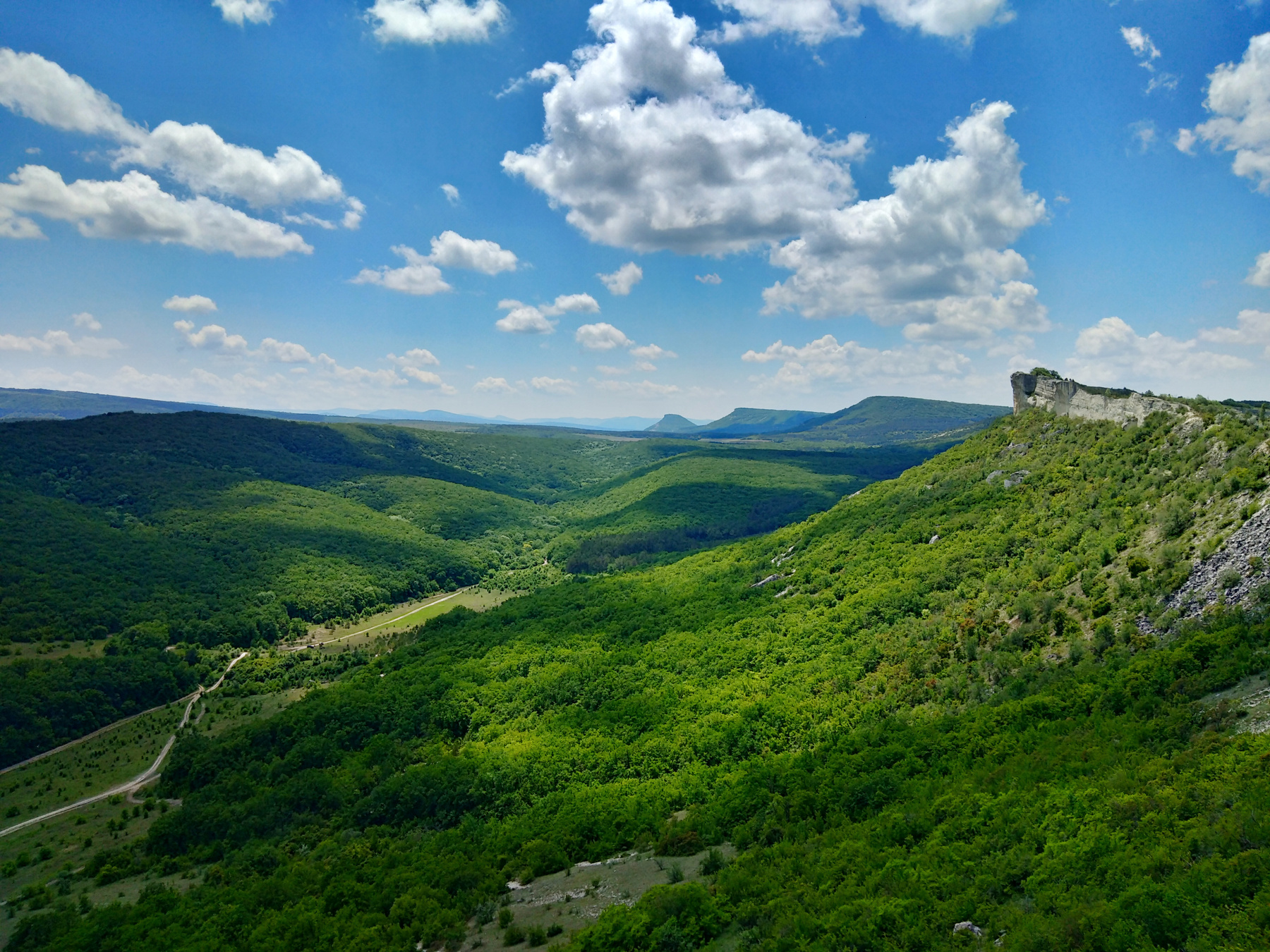 Панорама гор Горы пейзаж красота лес весна