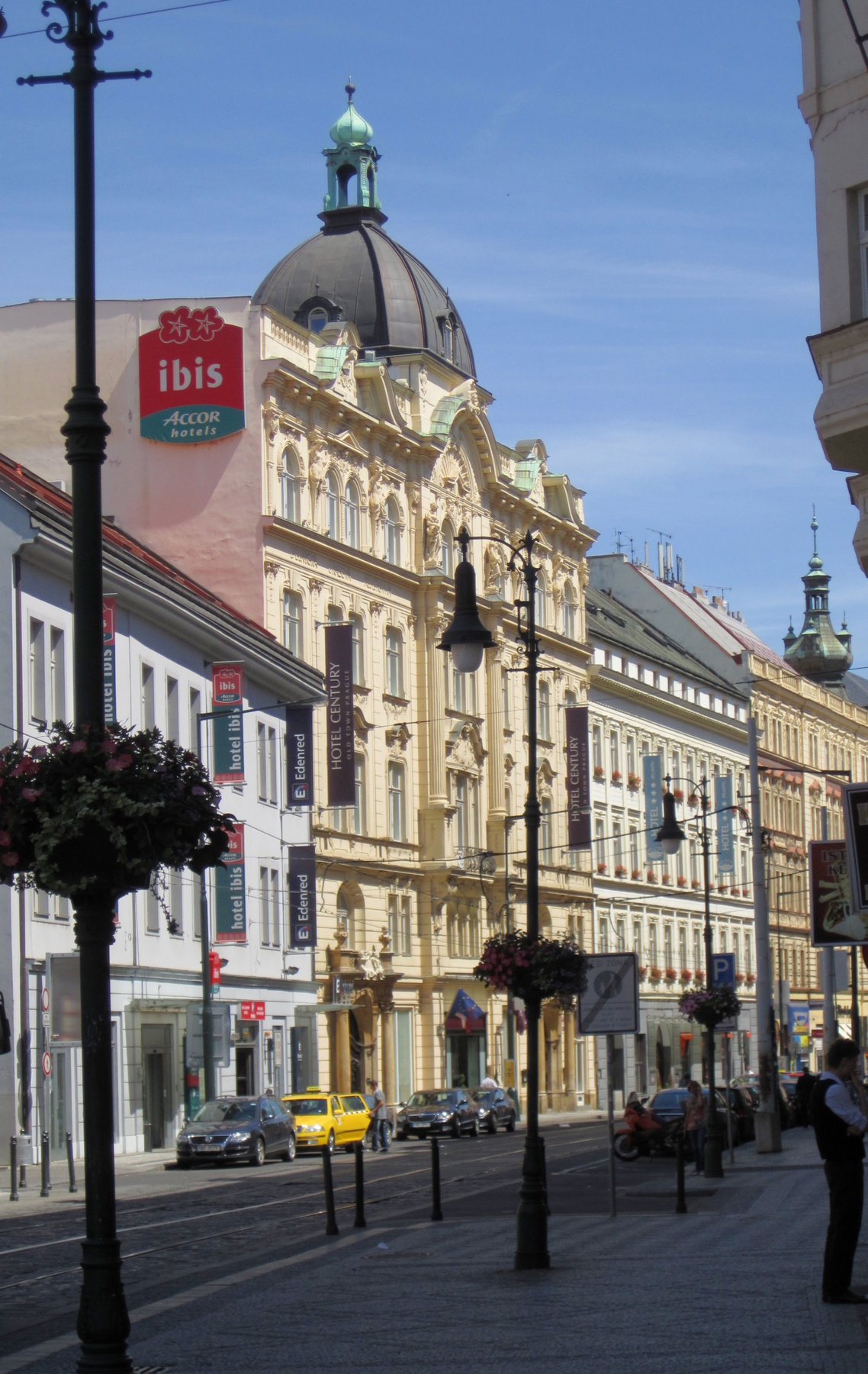 Прага улица