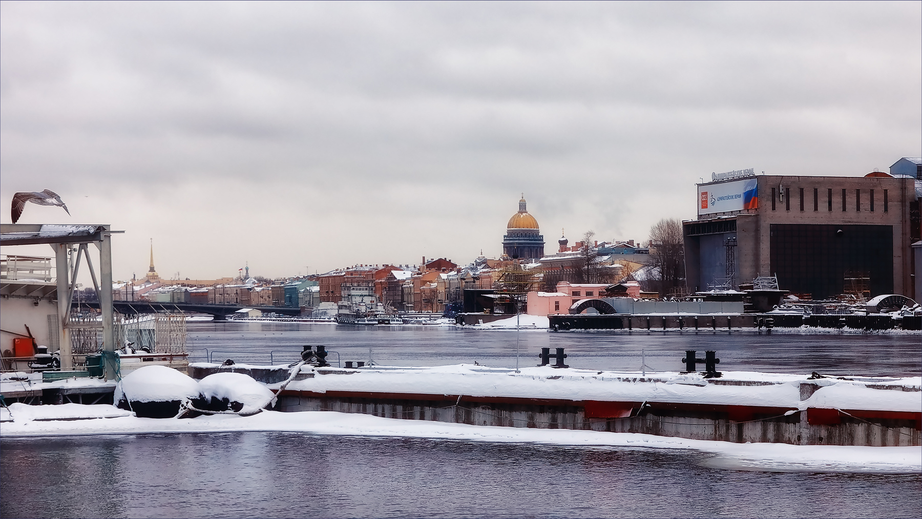 Санкт - Петербург Город зима река Нева