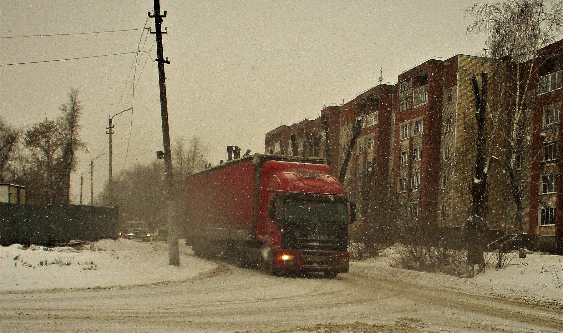 IVECO IVECO авто тягач улица город зима