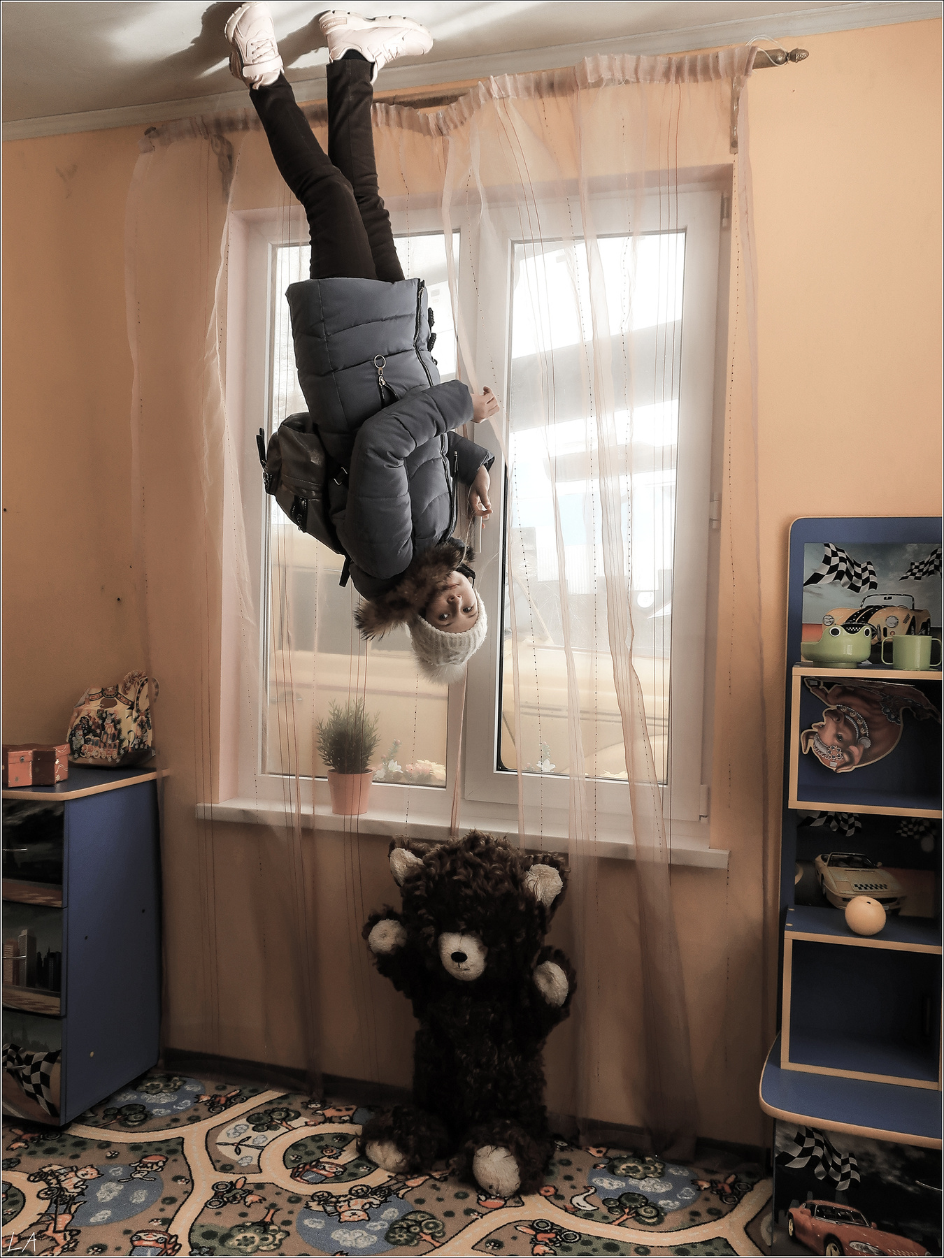 *Когда родителей нет дома* фотография путешествие жанр дети аттракцион юмор остальное Фото.Сайт Photo.Sight Светлана Мамакина Lihgra Adventure