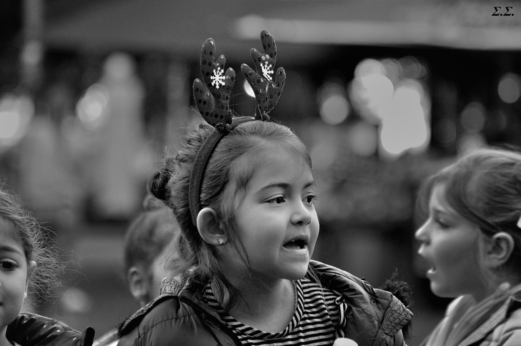 MERRY GO AROUND 