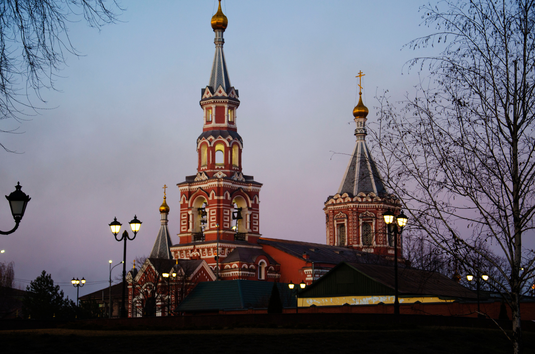 на закате дня 
