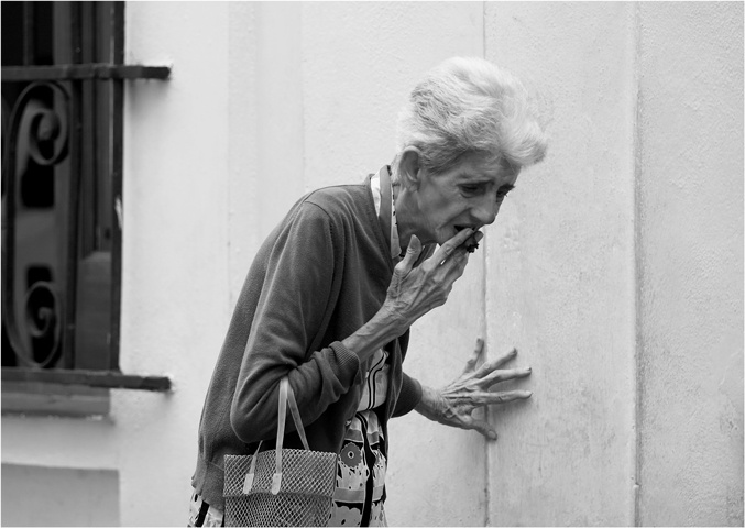 Лица Гаваны. Про бабушку, которая давно собирается, но никак не может бросить. Гавана, Сигара