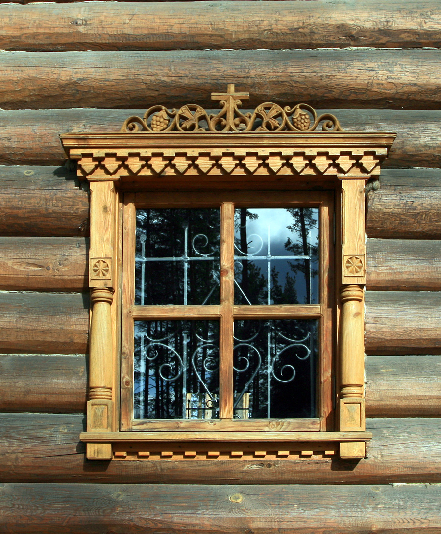 Окно Ленинградская область церковное окно