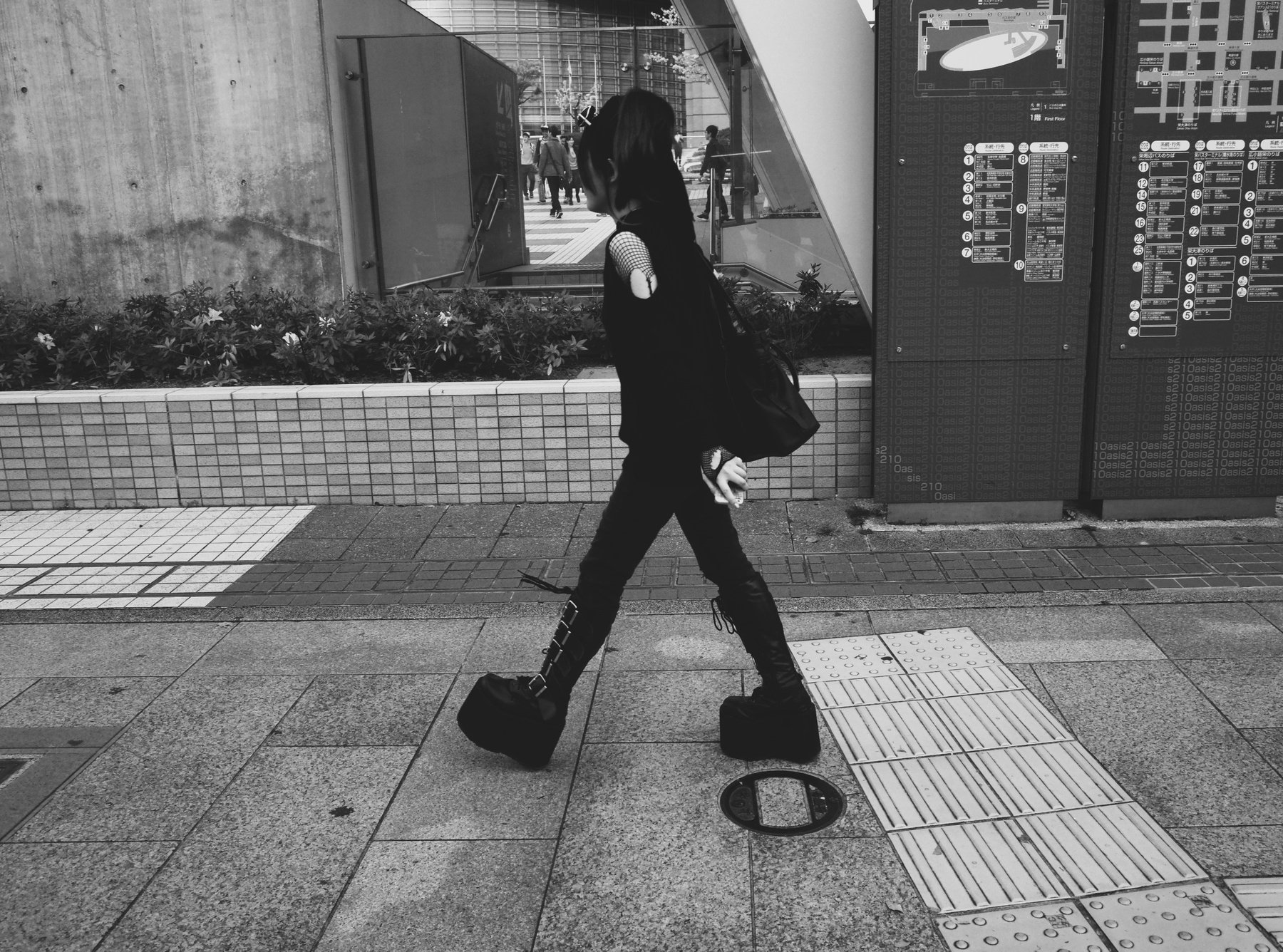 Нагойский шик Nagoya Japan Street Style Нагоя Япония Азия уличная мода пешеход RICOH