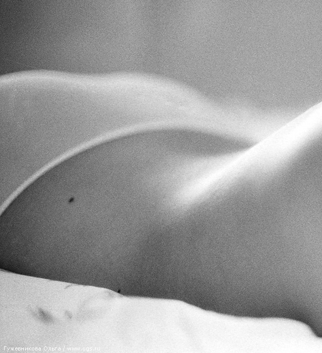 Родинки елена девшка модель чб портрет ilford bw