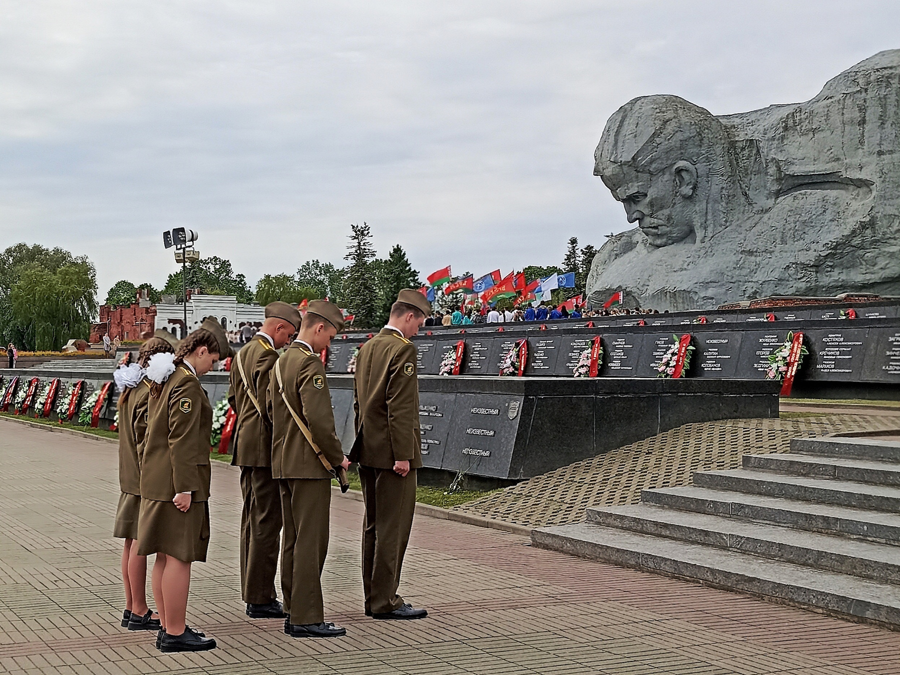 Минута молчания беларусь брестская крепость