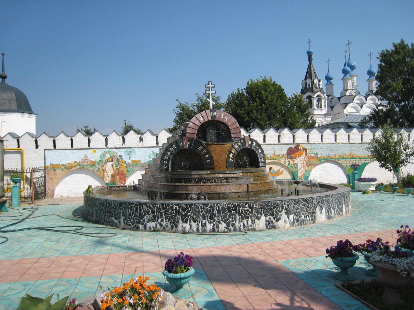***монастырь. 