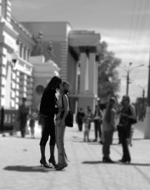 Любимая подруга поцелуй