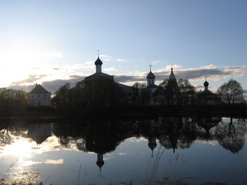 зеркально 