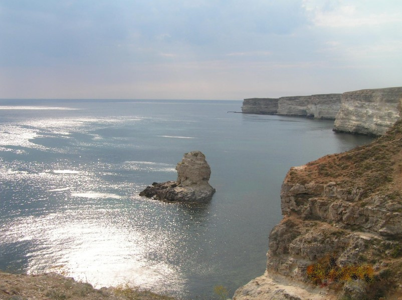 1 море скалы блики