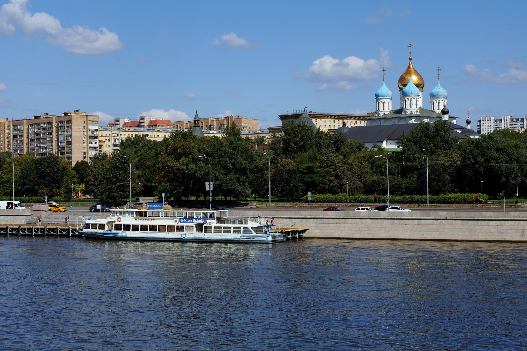 Краснохолмская набережная город Москва река набережная Краснохолмская