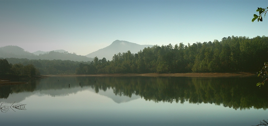3/4 chatuge lake morning fog
