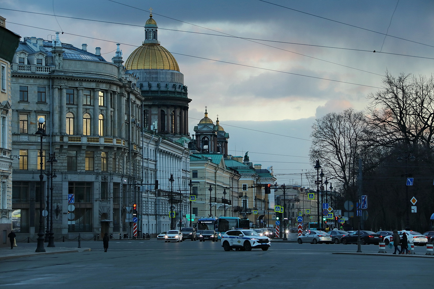 Санкт-Петербург  (53) 
