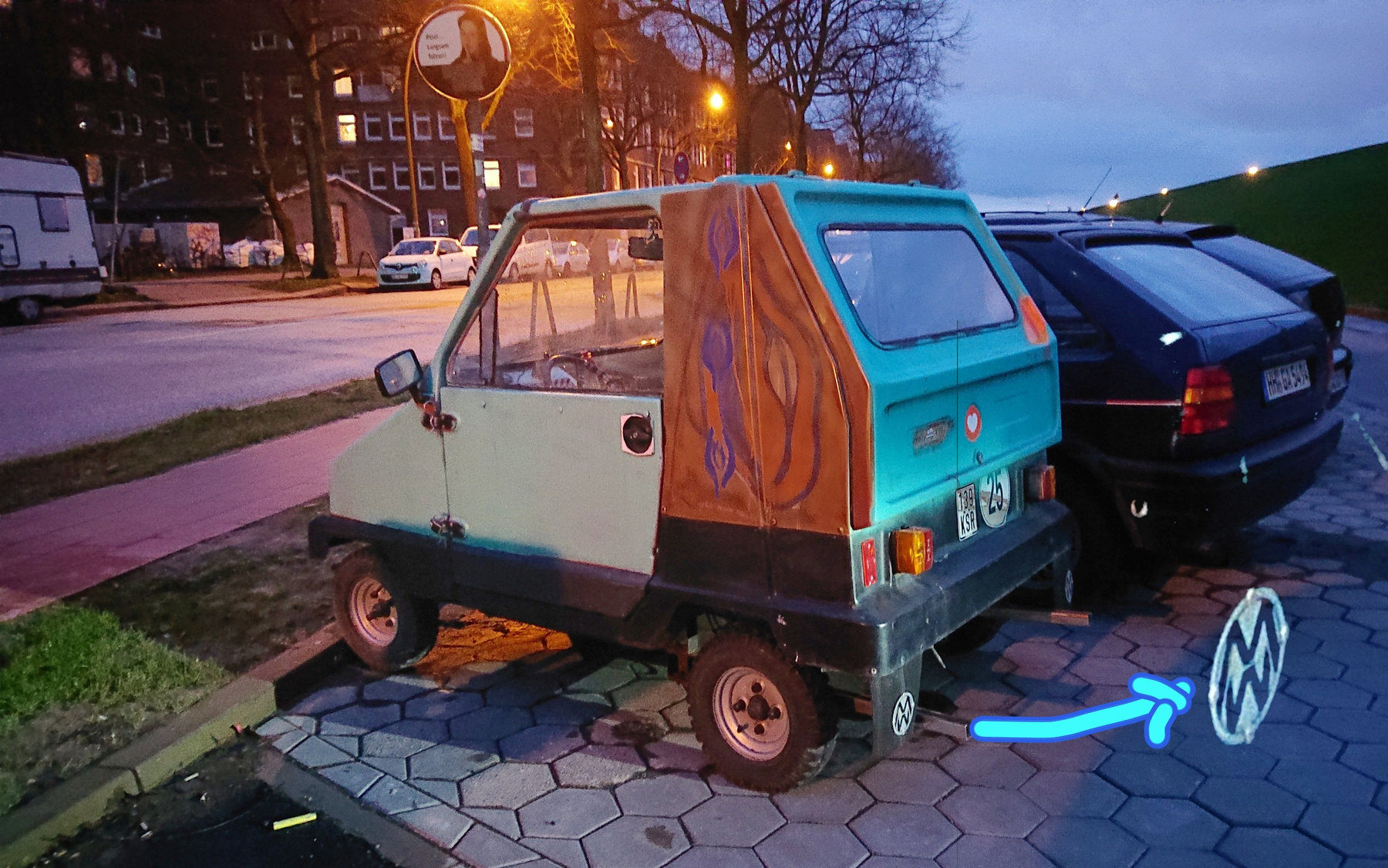 Самоделка в Гамбурге - кто-то игнорирен немецкий автопром 
