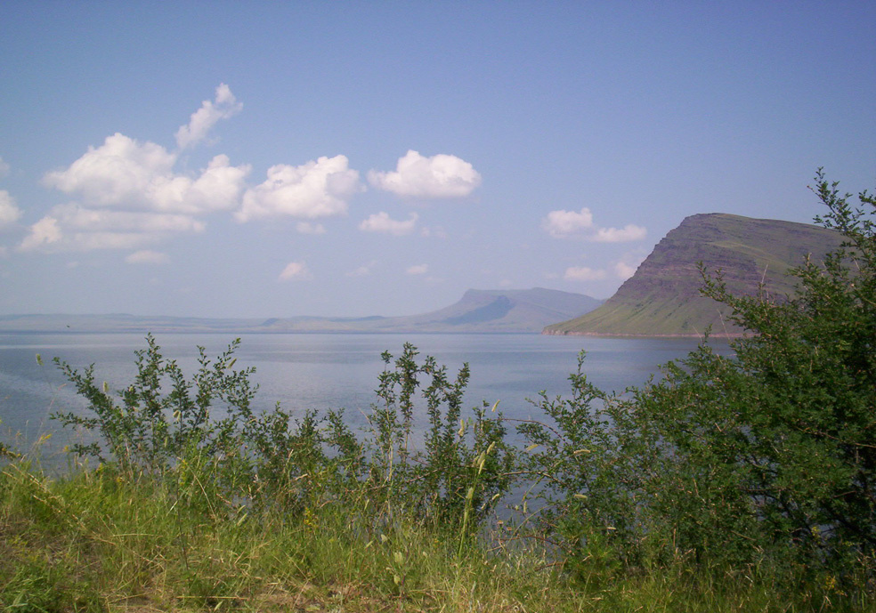 жаркий полдень 