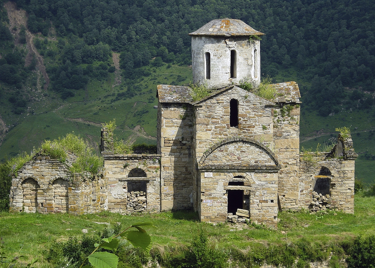 Развалины храма. 