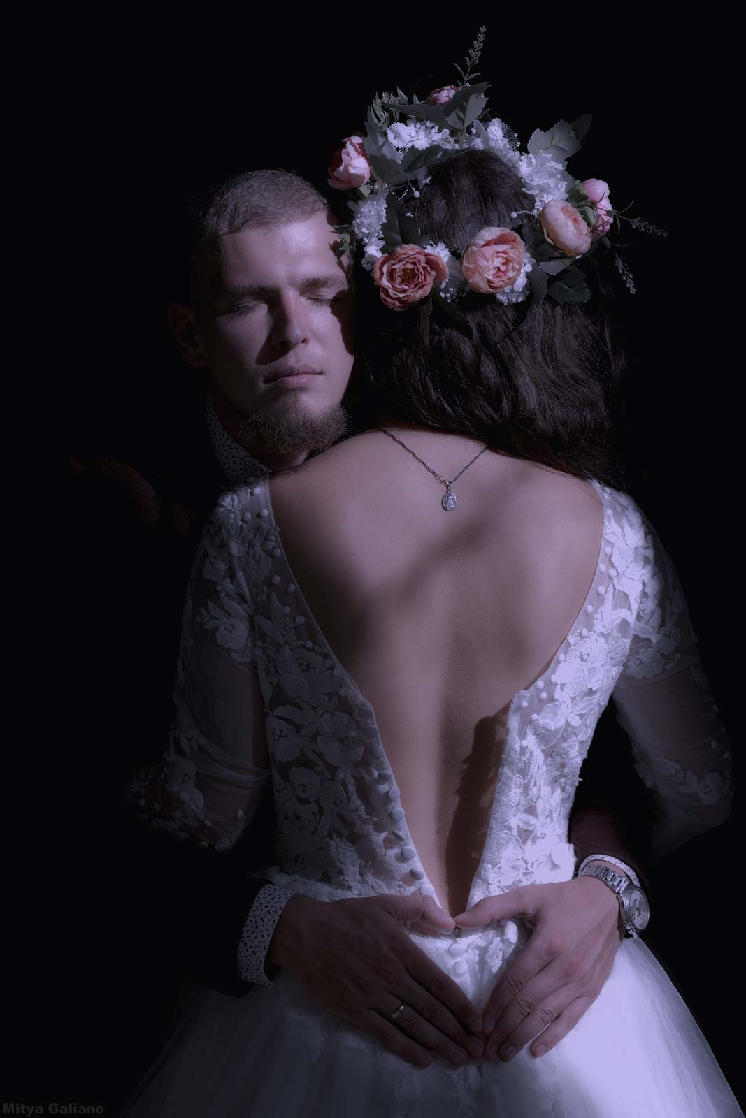 Они вместе даже при Луне... mityagaliano mityagalianophotographer beautifulbride weddingdress weddingphoto weddingphotographer weddingideasbrides свадебныйфотограф mityagalianoweddingphotographer фотографмосква фотографкурск фотографпитер свадебныйфотографбелгород