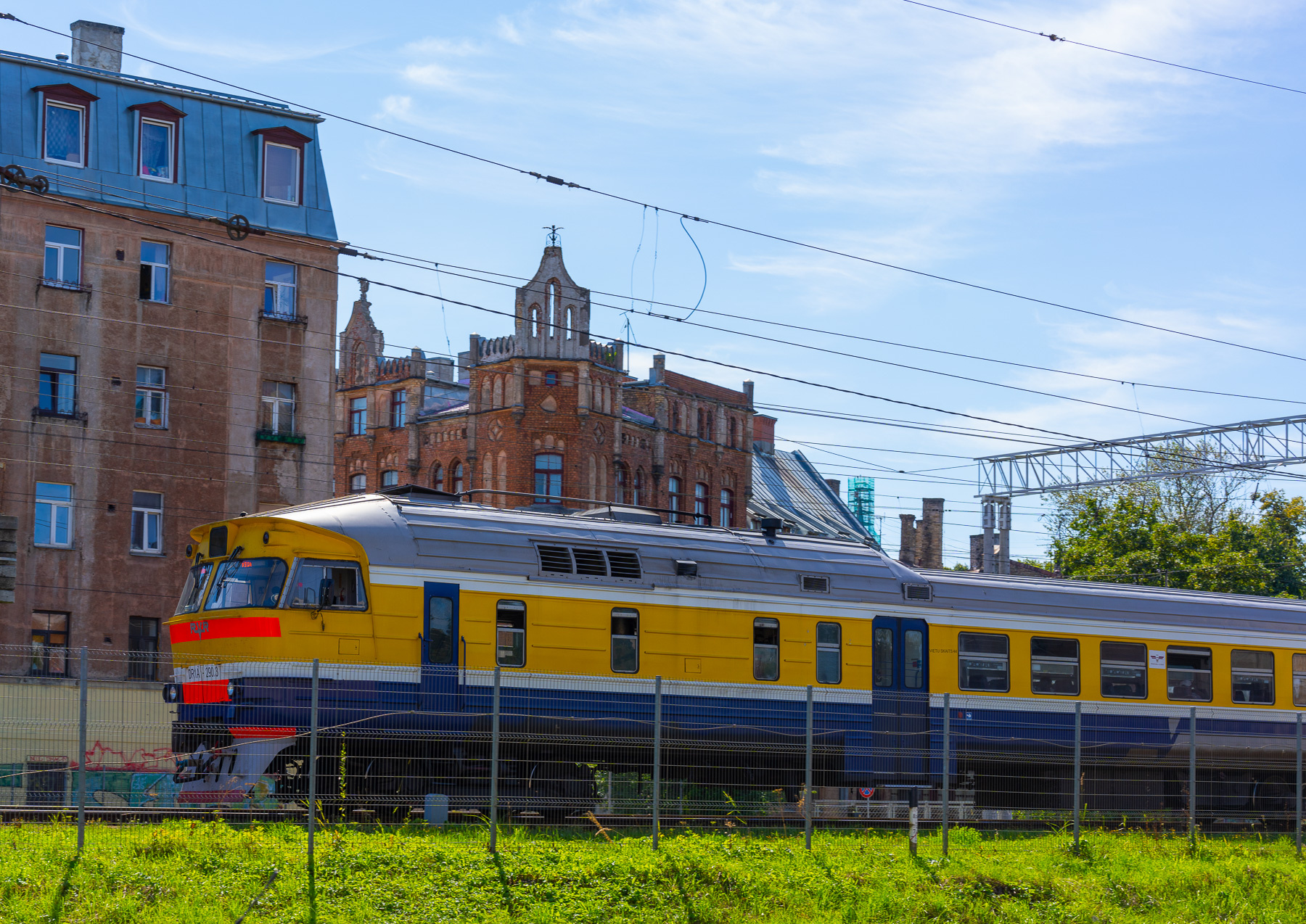 RVR DR1A Латвия Рига дизель-поезд DR1A