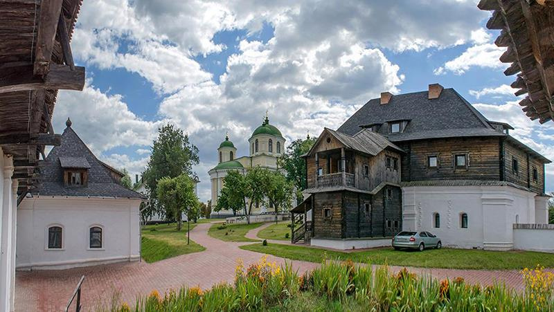 Спассо-Преображенский монастырь Новгород-Северский монастырь