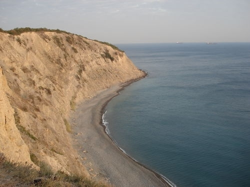 Остров Монте-Кристо горы море лето небеса лазурь остров
