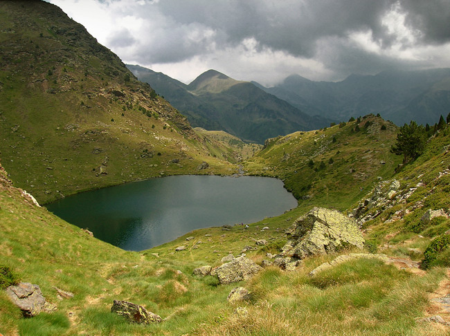 Скоро грянет Андорра, Andorra
