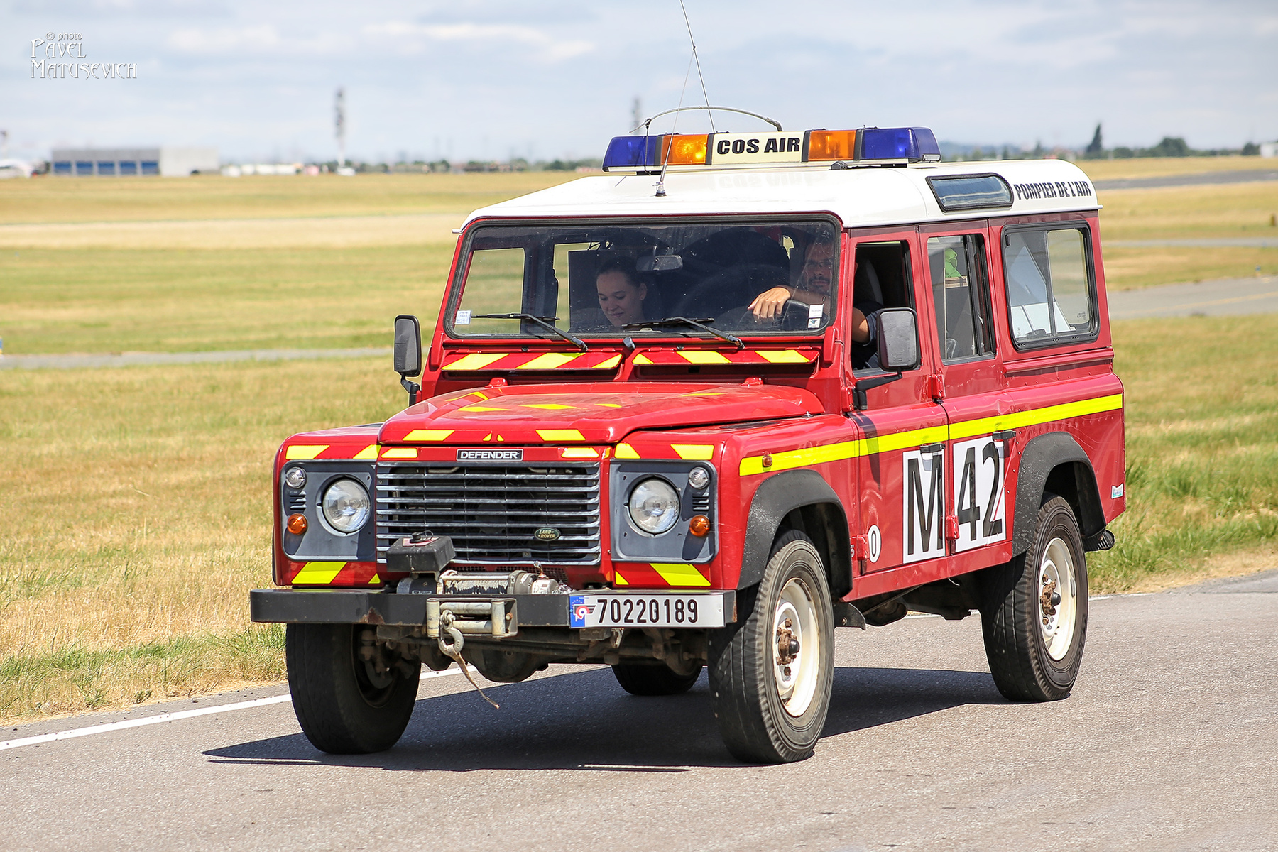 Land Rover Defender 110 Station Wagon '1990–2007 ВВС Франции (Armée de l'Air) Pompiers de l'Air