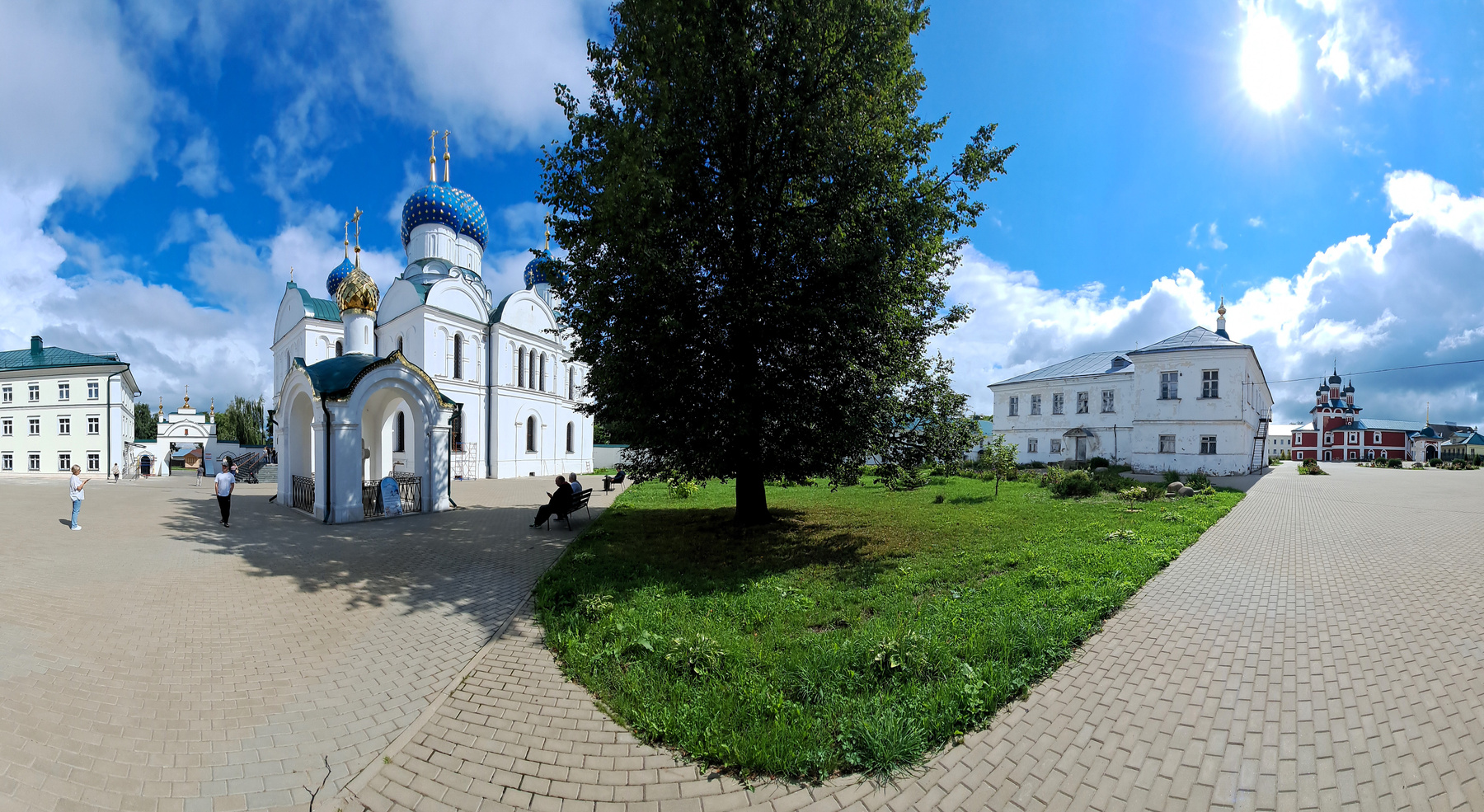 Богоявленский женский монастырь г. Углич. Путешествие к истокам духовности: Соловки. 2024 Углич Богоявленский собор женский монастырь Русский Север истоки духовности