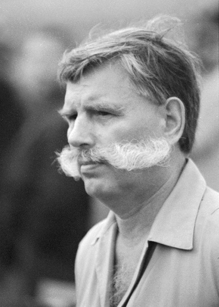 Десантные усы усы седина старик десантник