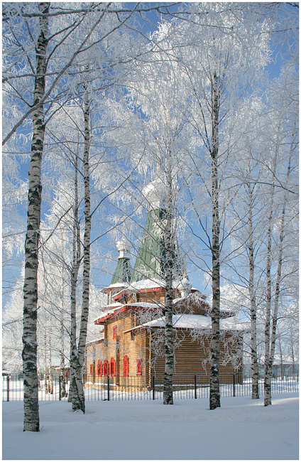 День серебра Церковь,солнце,березы нарядные