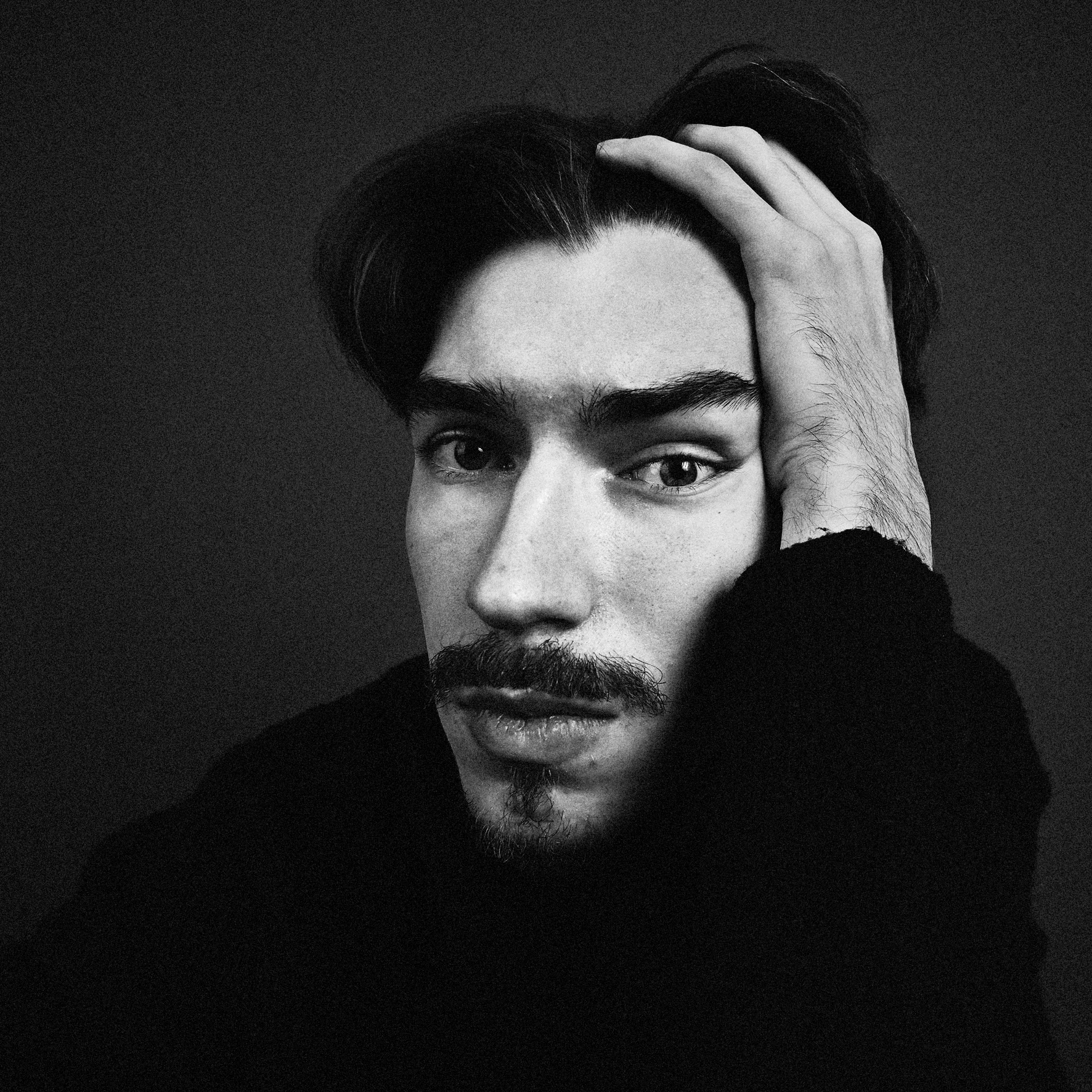 *** 