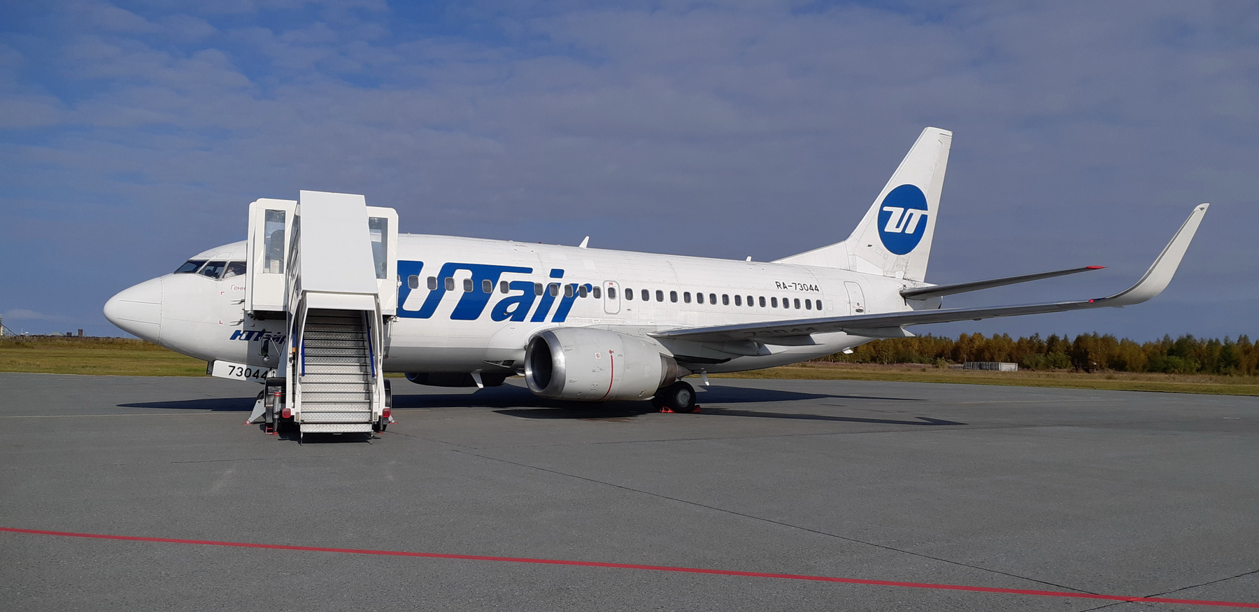 Boeing 737-524, RA-73044, UTair 