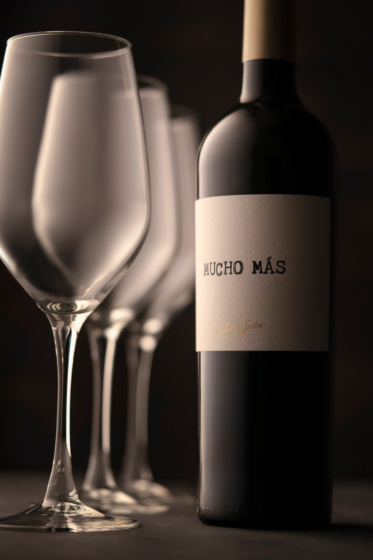 In Vino Veritas Wine вино натюрморт бокал предметка black минимализм