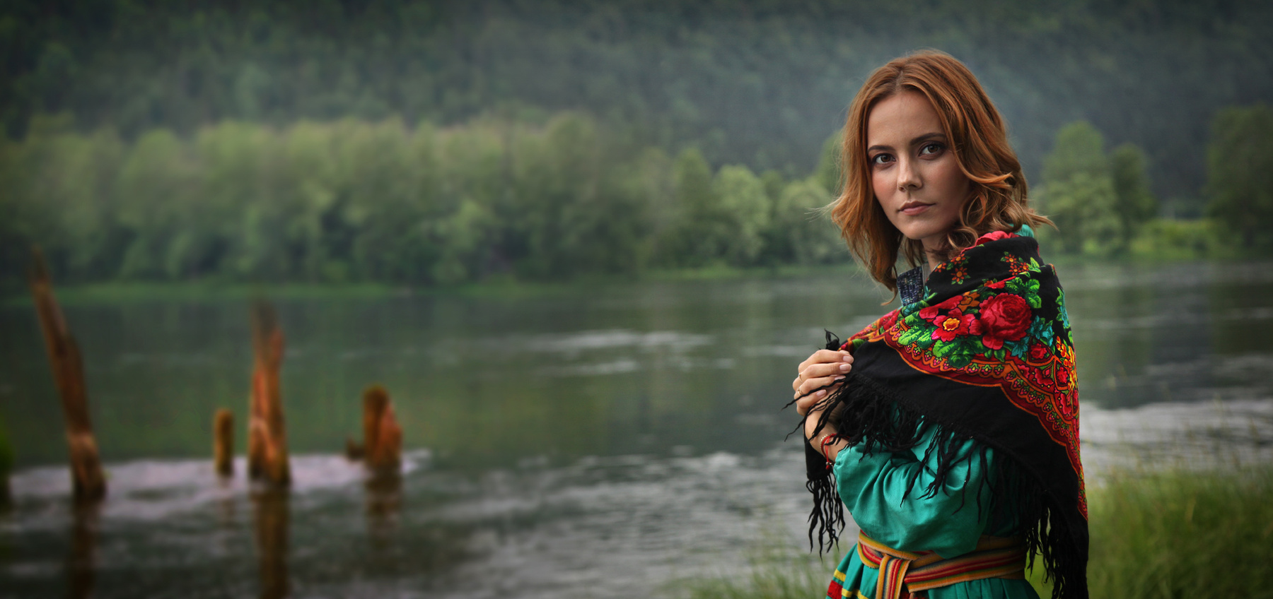 В море-океане живут братья мои. 