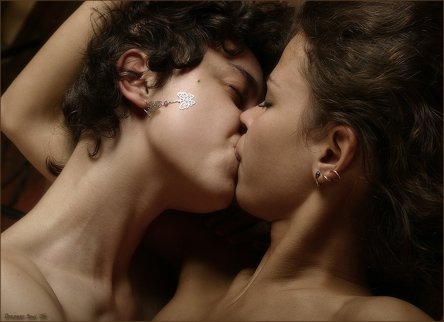 -= Sweet Kiss =- -= Sweet Kiss =-