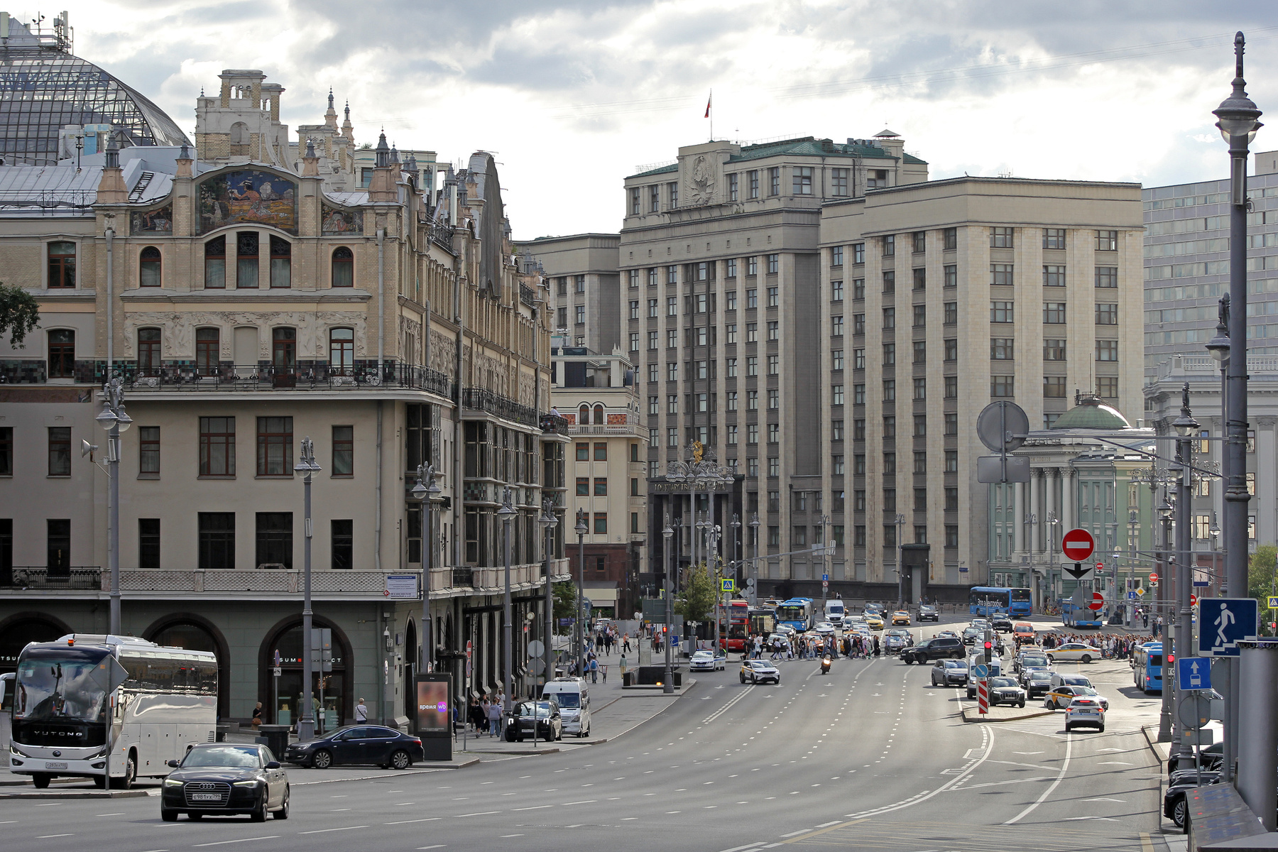Москва. Лето.  Охотный ряд.   07.08.2025 Москва Город Улица Архитектура