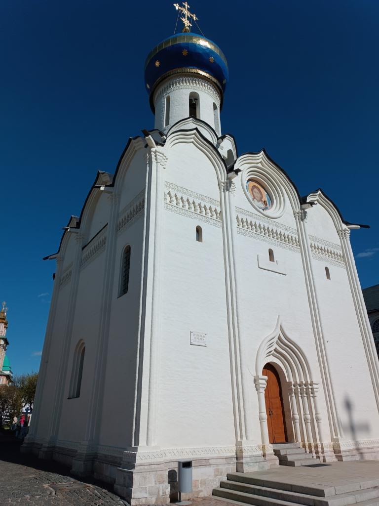 Сергиев Посад. Свято-Троицкая Сергиева лавра. Духовская церковь. Сергиев Посад Свято-Троицкая Сергиева лавра Духовская церковь