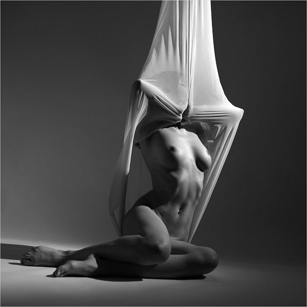 Bound in White Wild Dreams borovicka, nude, martin, iman, slovensko, hasselblad, dreams