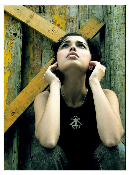 twilight is coming in thirteen minutes... 