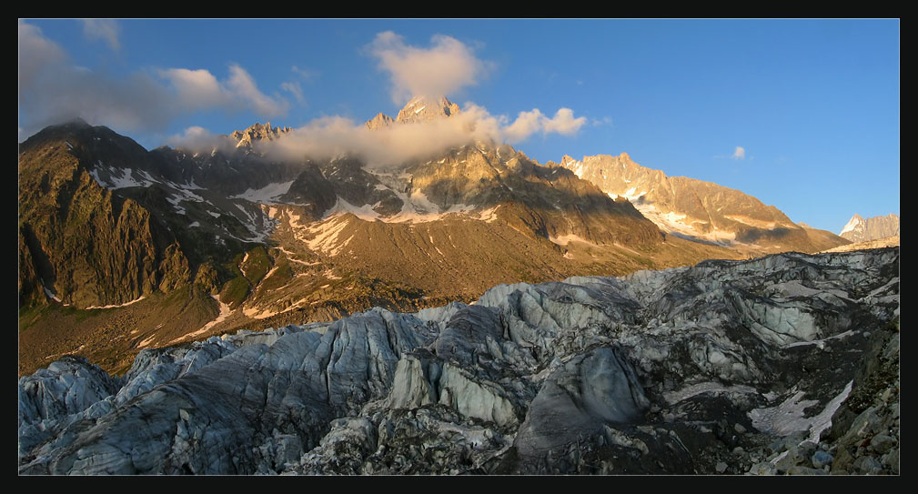 Glacier d\'Argentiere летом 