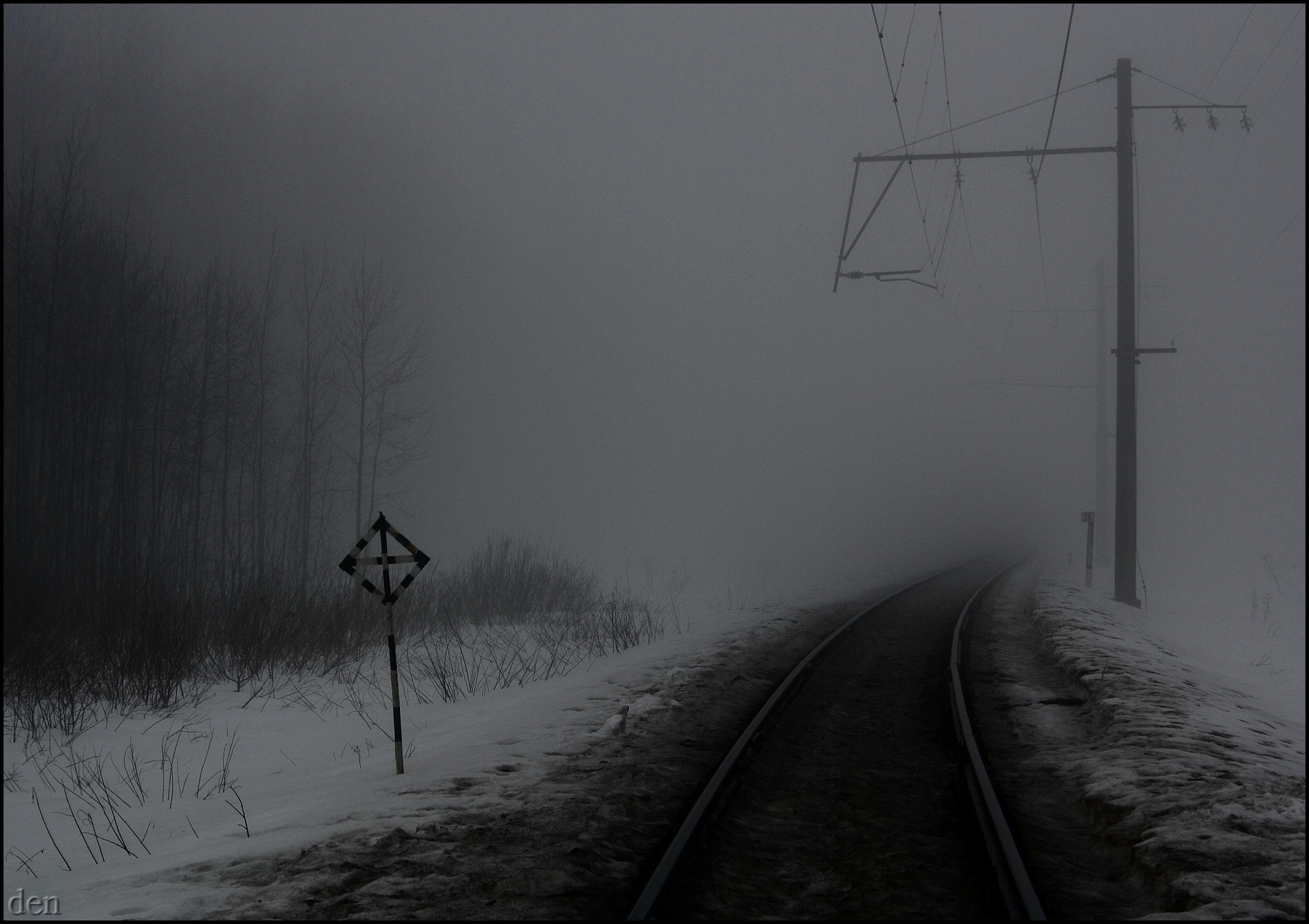 Там за туманом.... пейзаж,туман,чб