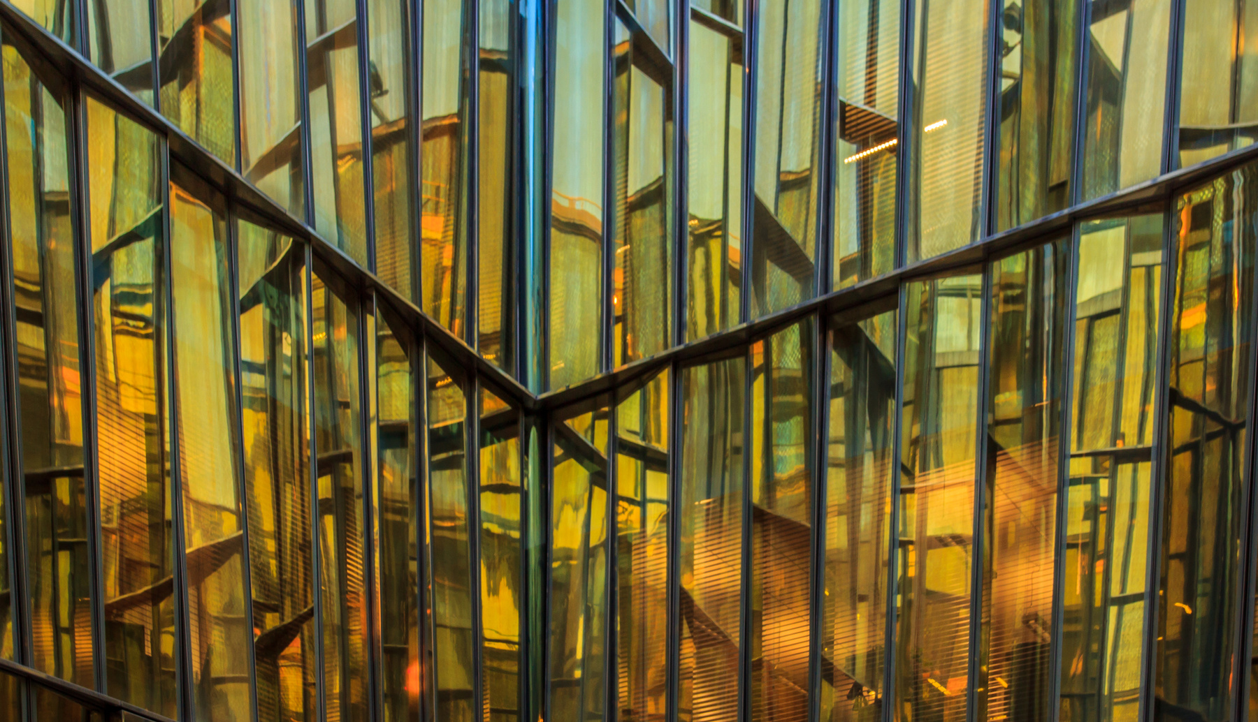 Отражения. Glasses Lines Office Reflection Sankt Petersburg Street Yellow Улица Отражения GazProm Офис Mettal