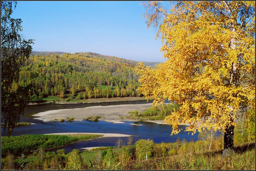 *** осень, река