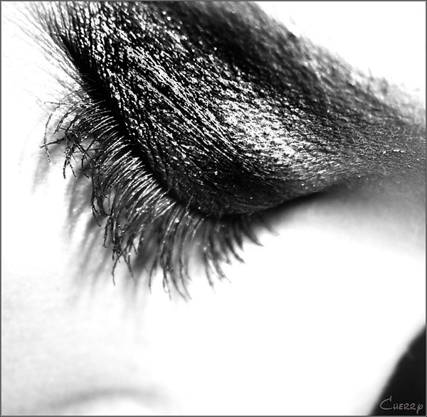 Eyes wide shut 
